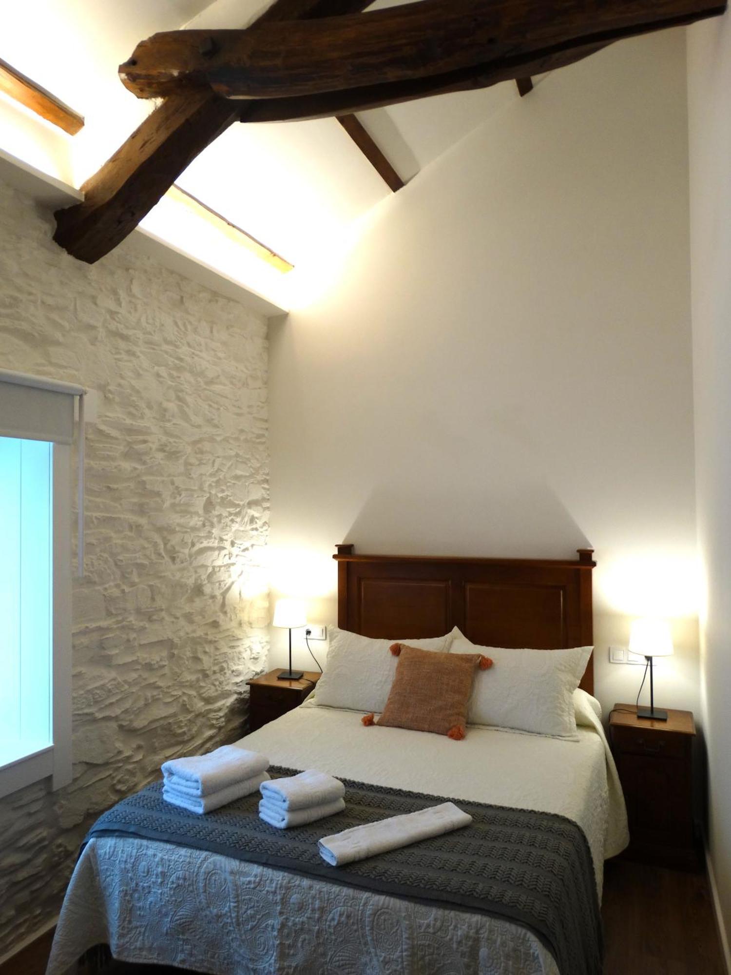 Apartamentos Minas De Silvarosa Viveiro Exteriör bild